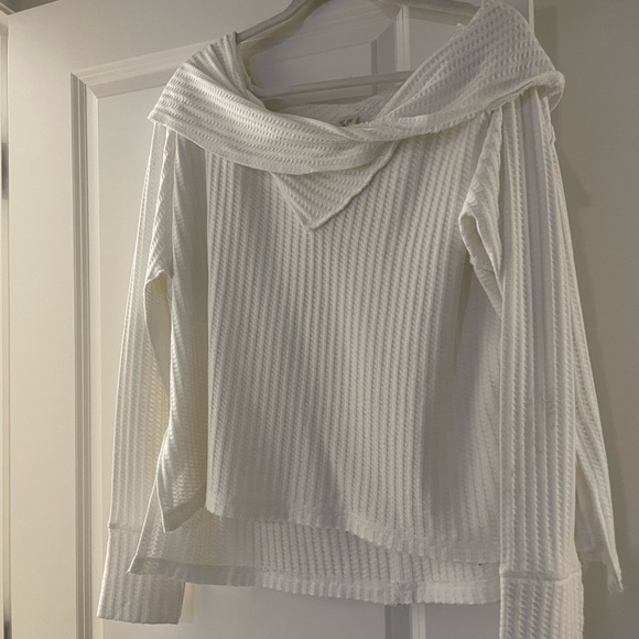 Free People Off the Shoulder Sweater - Picture 5 of 7